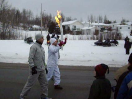 La flamme sur la rue Renaud à Évain