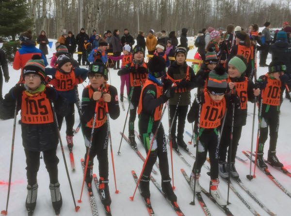 Départ groupé au Club de ski de fond d'Évain