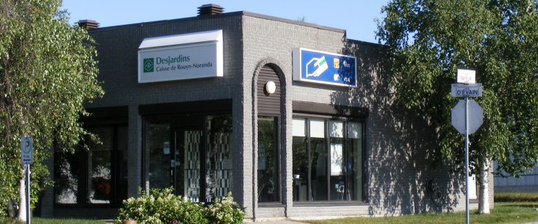 Caisse populaire Desjardins à Évain 