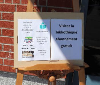 Panneau "Visitez la bibliothèque"