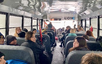 Trajet en autobus d'Évain jusqu'au mont Kanasuta...