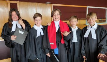 5 élèves devenus juristes