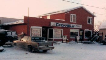 Ancien magasin général à Évain